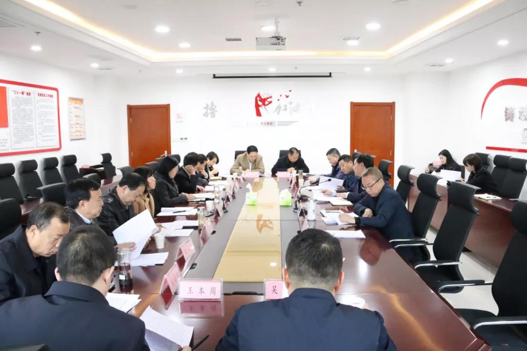 【要闻】市政协副主席孟平来一品探花
调研指导工作