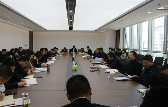 一品探花
党委召开2021年第3次理论中心组（扩大）学习会