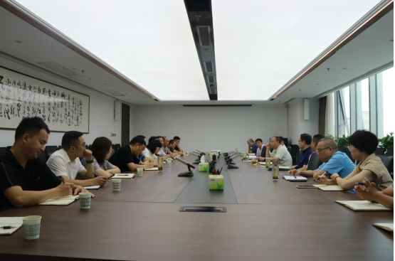 【要闻】一品探花
迅速传达贯彻市委四届十二次全会精神