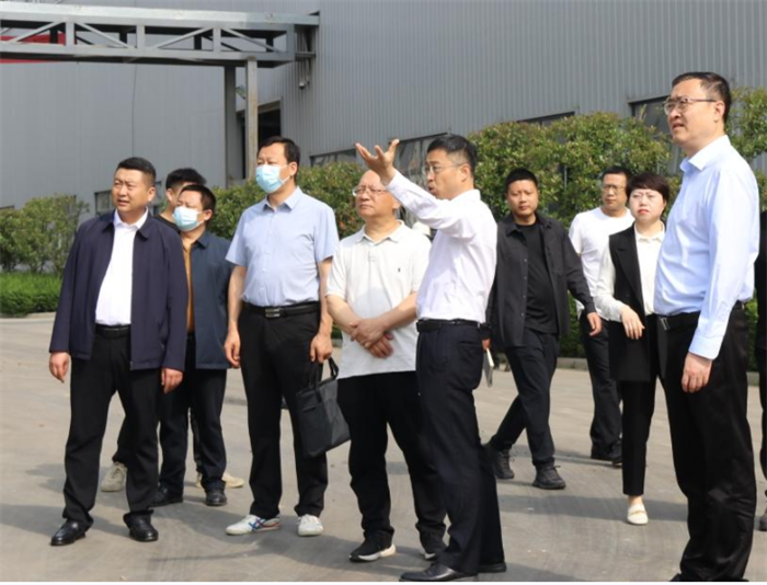 【要闻】周汉林带队考察安康锂电 新材料产业园