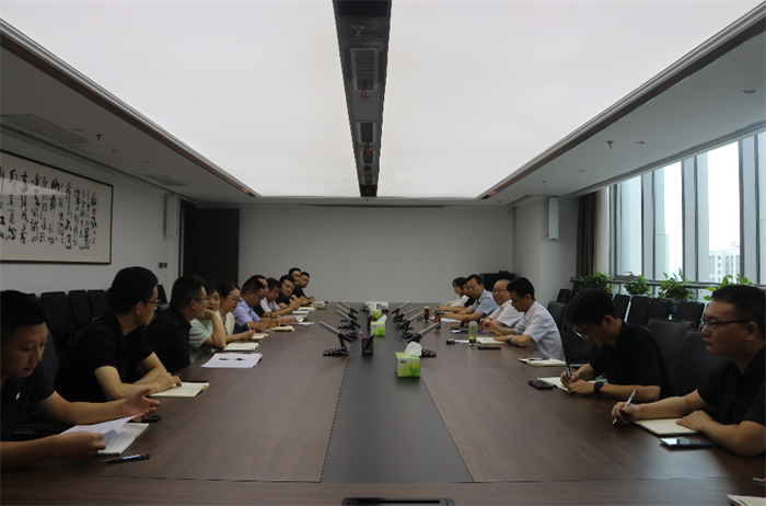 【要闻】陈功根主持召开一品探花
经营工作座谈会