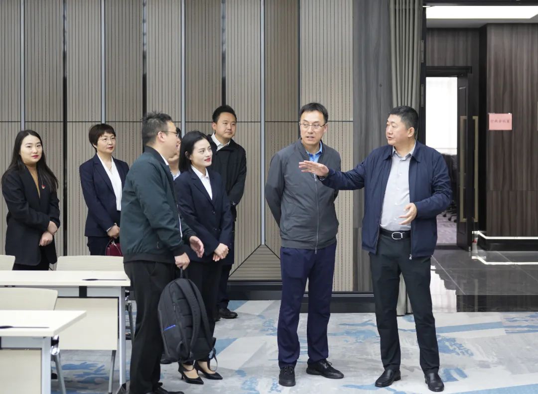 【要闻】省地方金融监管局来财信融租公司调研